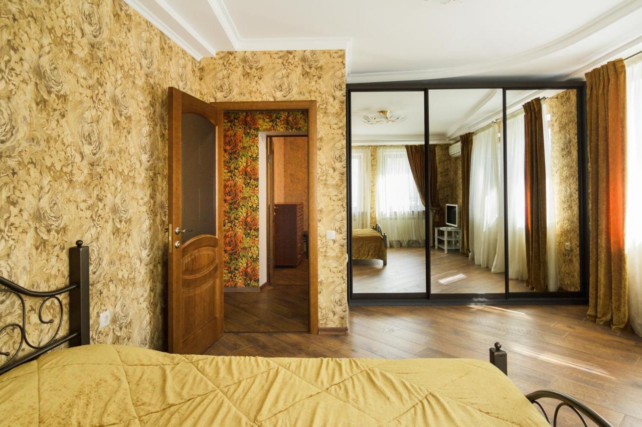 Deribasovskay Street Apartments オデッサ エクステリア 写真