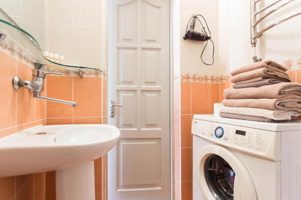Deribasovskay Street Apartments オデッサ エクステリア 写真